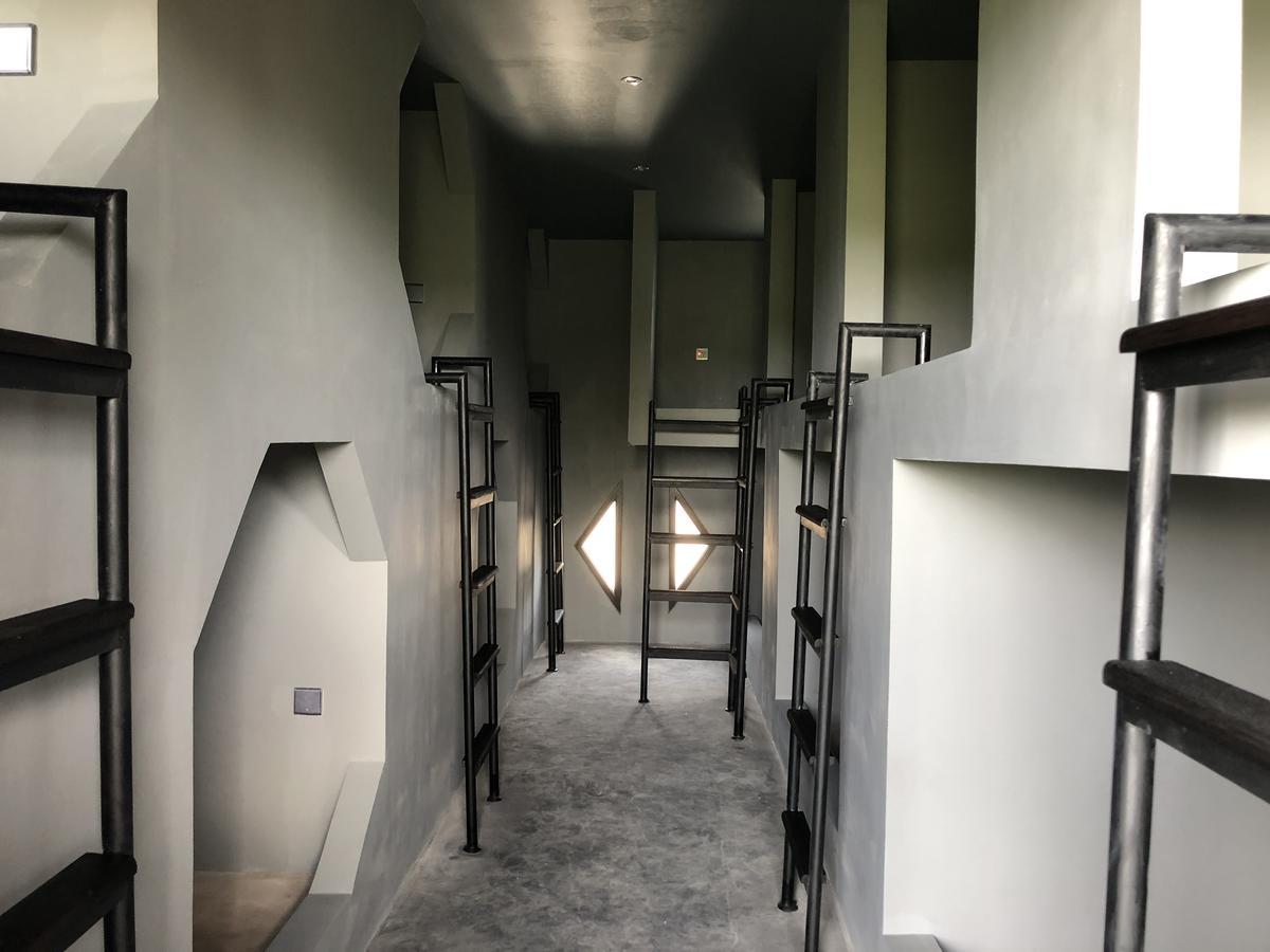 Hacco Capsule Hotel อูบุด ภายนอก รูปภาพ